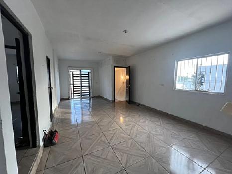 Esta duplex en Las Mañanitas sirve para vivir y ganar dinero