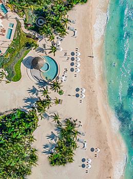 Massive oceanfront Garden Penthouse in Playa del Carmen