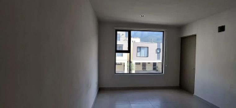 Casa Contemporánea en Ferrara Residencial, García Nuevo León