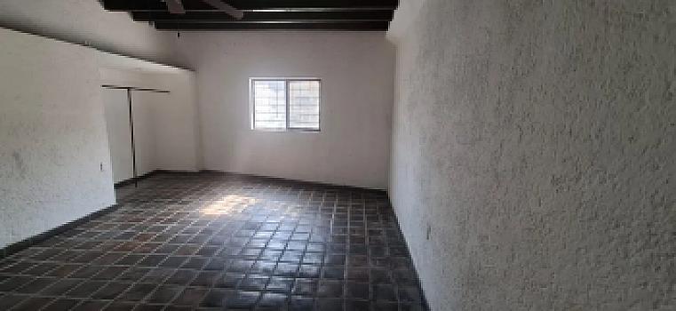 Amplia Quinta Residencial en Centro Villa de García, Nuevo León