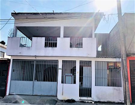 Casa de tus Sueños en Centro, Tabasco con Amplios Espacios