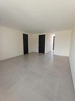 Casa Moderna en San Francisco Ocotlán, Coronango Puebla