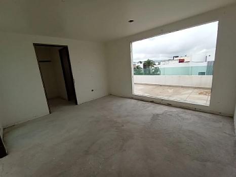 Residencia Amplia en Parque De La Castellana, San Andrés Cholula