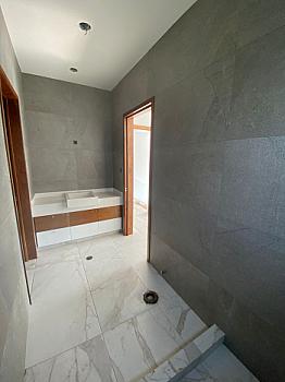 Casa de tus Sueños en Paraíso Country Club con Lujo y Exclusividad