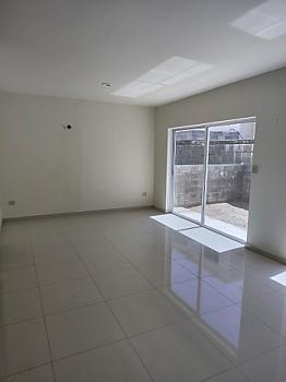 Casa de tus Sueños en Cantabria con Elegancia y Espacios Modernos