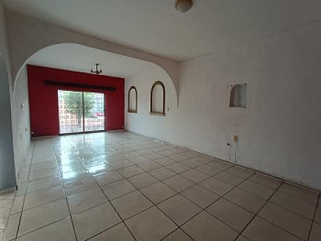 Casa de tus Sueños en Colima Centro con Espacios Amplios y Excelente Ubicación
