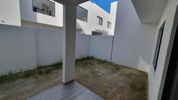 SE RENTA CASA FRESNO EN LA RIOJA RESIDENCIAL