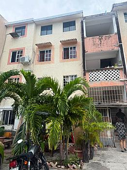 Departamento en venta, 2 nivel ubicado en av. La Luna