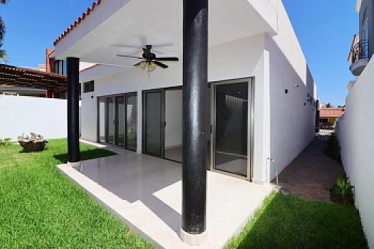 Casa Nueva con Alberca en Club Real Mazatlán