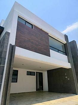 Rento Casa Nueva cerca de la recta a Cholula en fraccionamiento Oliva Residencial