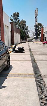 Bodega lista para trabajar equipada para trabajar