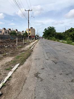 Terreno Comercial en Venta sobre Av. Chac Mool, Cancún | 1,207 m² con Uso de Suelo MCP