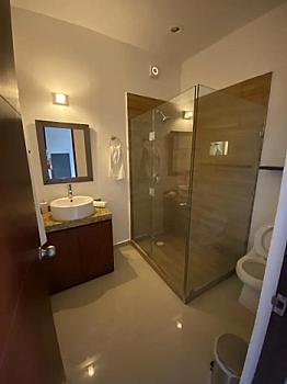 Casa en venta en Residencial Aldea Ha Puerto Morelos con alberca privada y roof garden