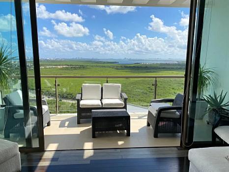 Departamento de Lujo en Venta en Be Towers Puerto Cancún con 3 Recámaras, Jacuzzi y Vista Panorámica