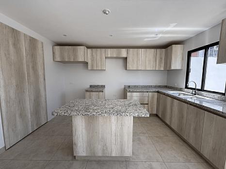 Casa nueva y moderna de 3 habitaciones