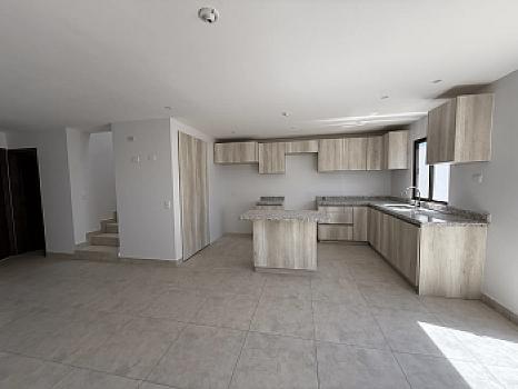 Casa nueva y moderna de 3 habitaciones