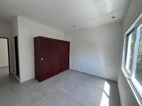 Casa de 4 Recámaras en Privada con Alberca – El Encuentro, Playa del Carmen