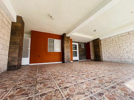 Casa Fracc. Hacienda los Nogales 4 recamaras, 3.5 baños