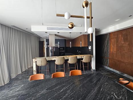 Penthouse de Lujo en Shark Tower – Puerto Cancún, Piso 18