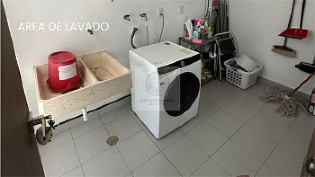 ✨ Espectacular Departamento  en Residencial Isola – ¡Vistas Increíbles y Amenidades de Lujo! ✨