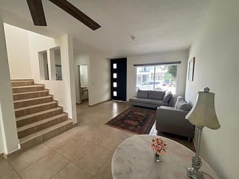 Casa en Venta en Residencial La Joya, Playa del Carmen | 3 Recámaras + Estudio