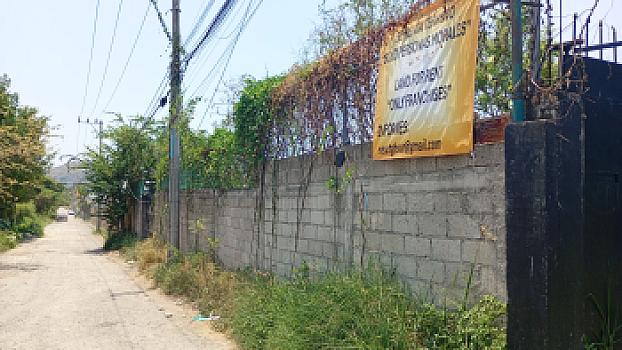 Terreno comercial en renta 551 M2 en esquina