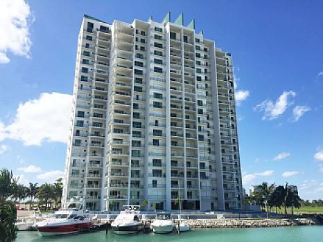 Renta Departamento Amueblado en Maioris Puerto Cancún