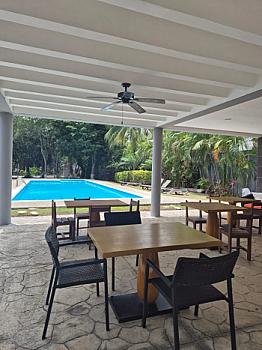 Casa en Renta en Jardines del Sur 2 | 4 Recámaras | Frente a Alberca | Equipada y Remodelada