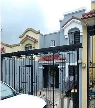 CASA EN PRIVADA BARACALDO, PASEOS DE SANTIAGO, TONALÁ, JALISCO