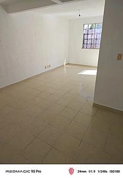 CASA EN PRIVADA DE CRISTO, FRACCIONAMIENTO FUNDADORES SAN JUAN DEL RÍO, QUERETARO