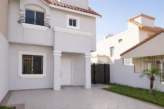 Casa en renta en Puerta de Hierro, Mexicali
