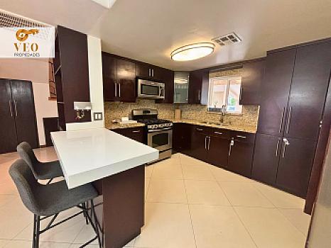 Casa en Renta: Veredas del Sol – Zona Dorada