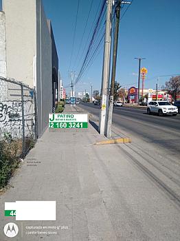 QUERETARO. Terreno av. Constituyentes (av. Principal de Querétaro). 29 ml. Frente x  200 ml aprox. F( 5,600 m2 aprox.)