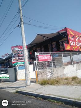 QUERETARO, Terrenos comeriales  Entre:fracc. la alhambra y el centro cívico de Qro, libramiento sur pte. ( carr 400 ).