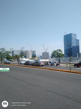 QUERETARO, Terrenos comeriales  Entre:fracc. la alhambra y el centro cívico de Qro, libramiento sur pte. ( carr 400 ).