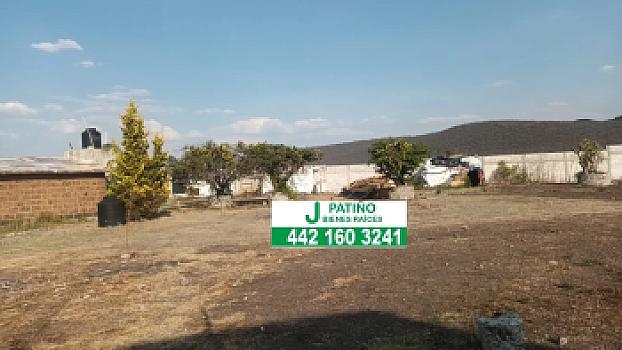 Finca de 6000mt2 camino a huimilpan, con 2 casas y salón de eventos precio  $ 1,500m2.  (  VENTA   $ 9 MILLONES ).
