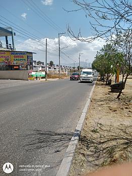 VENTA TERRENO COMERCIAL Prolongación Bernardo Quintana  Sup. 3,800 m2 ,Venta $ 22 mill.( SE VENDE TODO). primera escritu