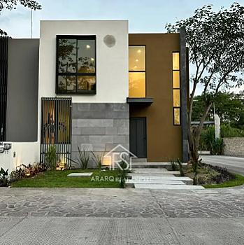 Casa en Venta en El Pedregal, Colima | Residencia con Alberca