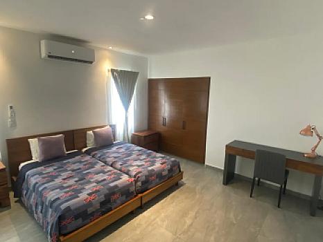 Casa de Lujo de 1 Nivel con Alberca en Lagos del Sol Cancún