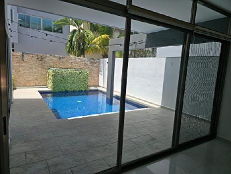 Casa en renta en Residencial Cumbres