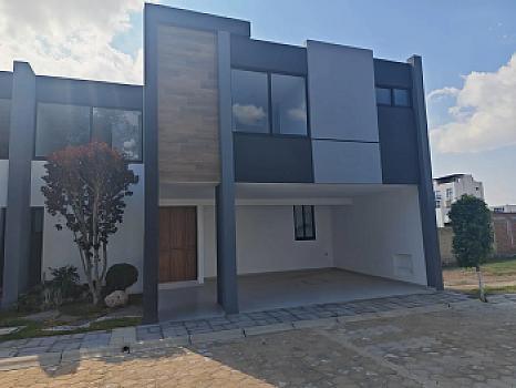 CASA MODERNA DE 3 HABITACIONES