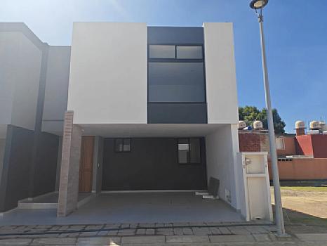 CASA MODERNA DE 4 HABITACIONES