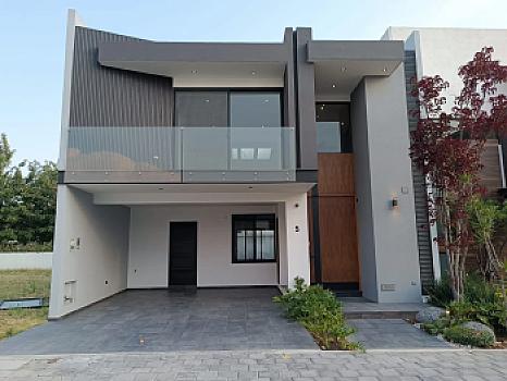 HERMOSA CASA EN VENTA,  LOMAS DE ANGELOPOLIS, CASCATTA