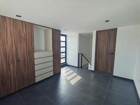 HERMOSA CASA EN VENTA,  LOMAS DE ANGELOPOLIS, CASCATTA