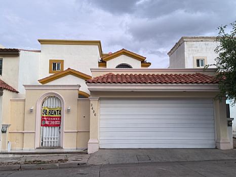 EN RENTA CASA AMUEBLADA CON PORTÓN ELECTRICO EN MONTECARLO