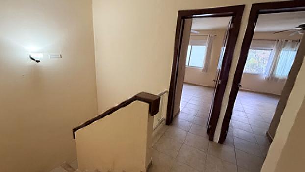 Casa en venta en Quinta Madeira con alberca, seguridad frente a la Gran Plaza
