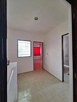 Casa en renta en privada Gran Santa Fe, Mérida, Yucatán.