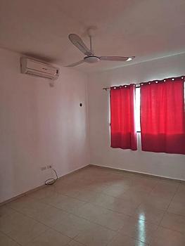 Casa en renta en privada Gran Santa Fe, Mérida, Yucatán.