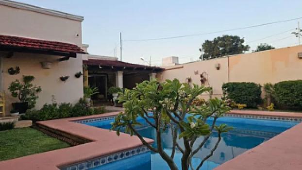 Casa en venta en esquina en Chichi Suárez, Mérida