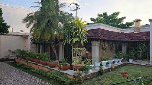 Casa en venta en esquina en Chichi Suárez, Mérida